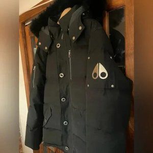 3  Moose Knuckles 3Q Down Jacket With Fur Parka Coat